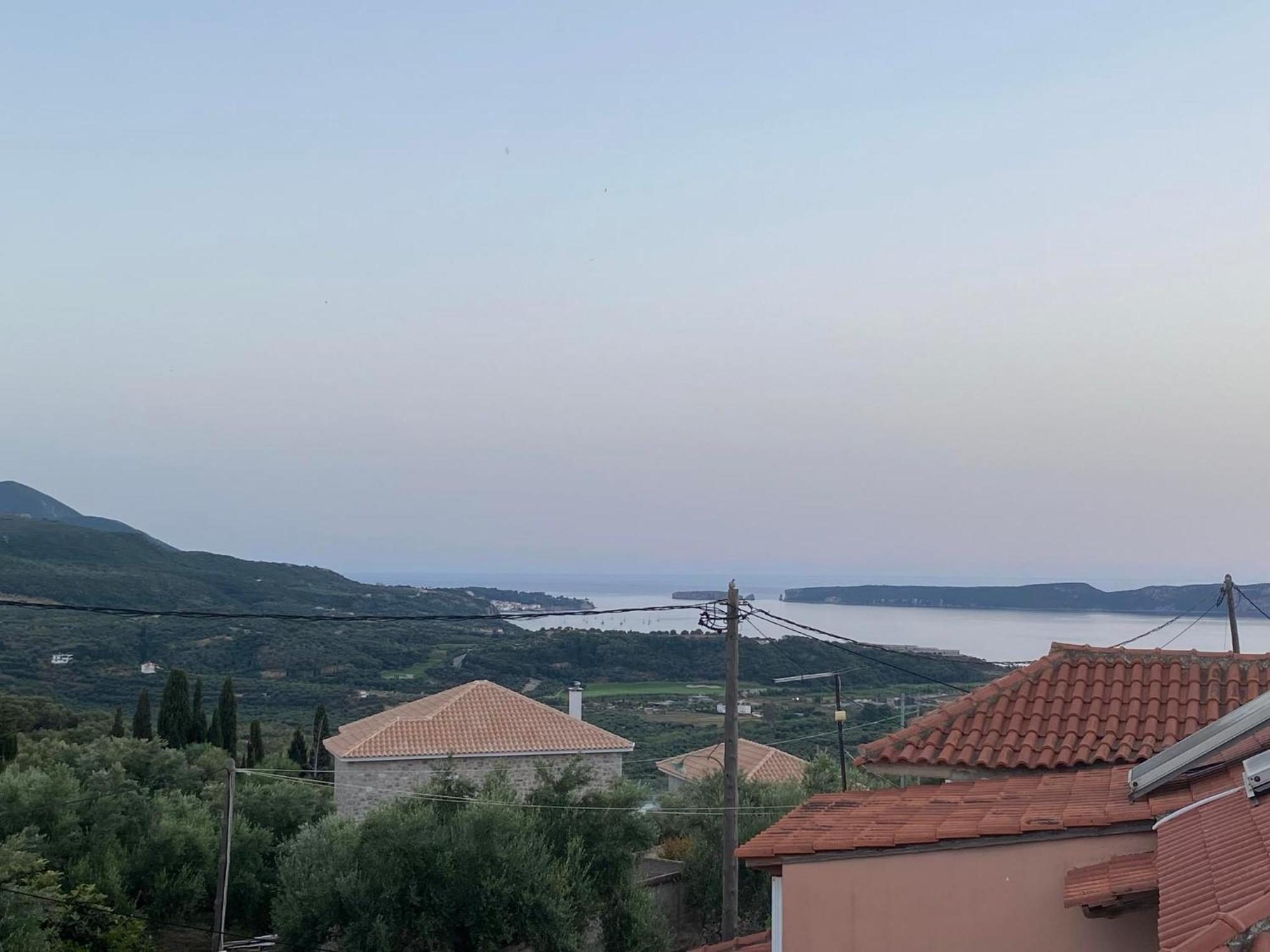Golden Navarino's Sunset Apartment Pylos
